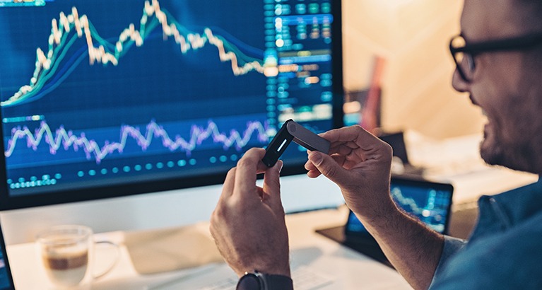 Essential Crypto Trading Tools for Successful Investments Essential Crypto Trading Tools for Successful Investments